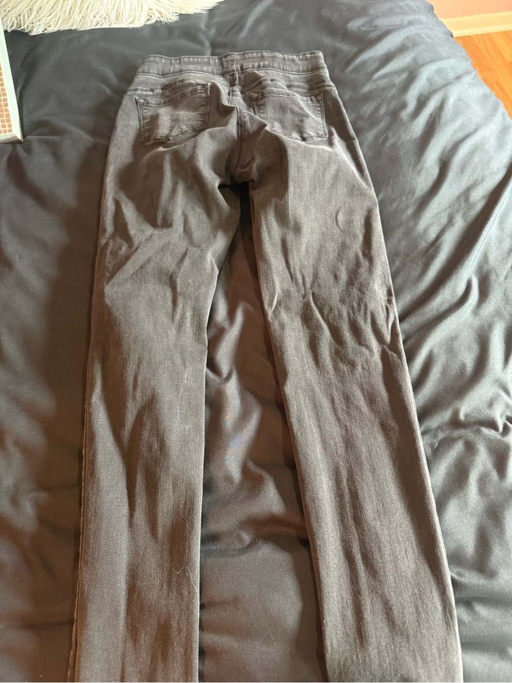 Coco + Carmen Slim Black Jeans - Picture 4 of 4